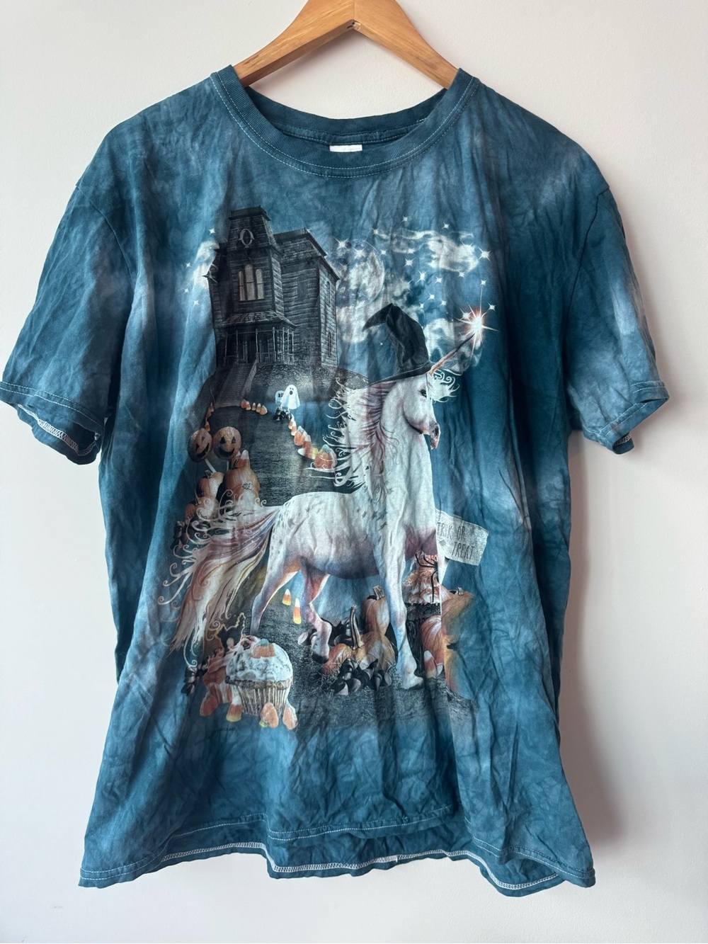 Gildan Softstyle David Penfound Halloween Witch Unicorn T-Shirt Blue Tie Dye XL